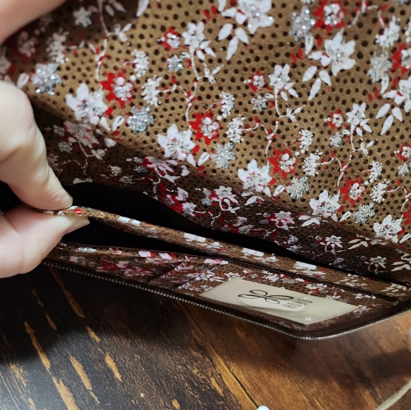 Nila large zip around continental Wallet - Picture 2 of 10